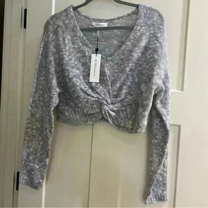 NWT BCBGeneration Women's Eventide Twist Hem V-Neck Crop Sweater Size multiple